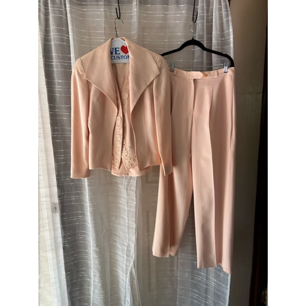 Women's Alberto Makali Peach Pant Suit Size 6